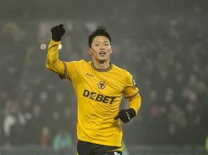 电讯报：狼队开启球员清理工作，黄喜灿、卡拉季奇等多人预计离队
