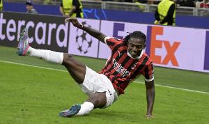 记者：米兰始终为莱奥要价6000万欧，加拉塔萨雷4500万报价仍遭拒